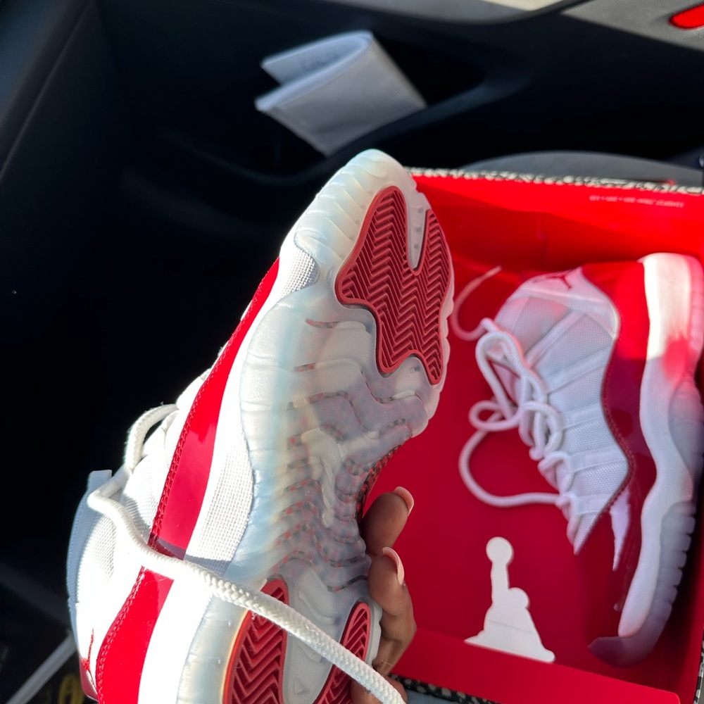 Jordan Cherry 11 Brand New! Price Negotioable